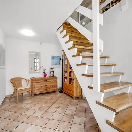 Holiday home Darleen - 850m To The Inlet By Interhome